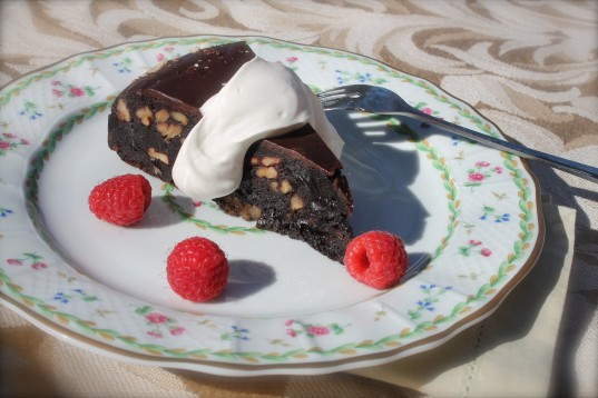 Chocolate Pecan Torte