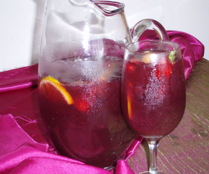 Sangria Cropped