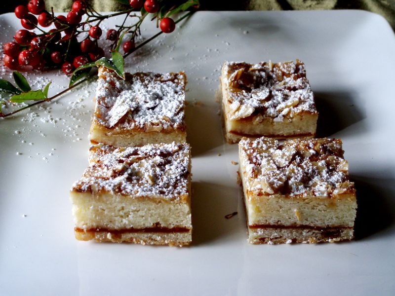 Almond Apricot Bars